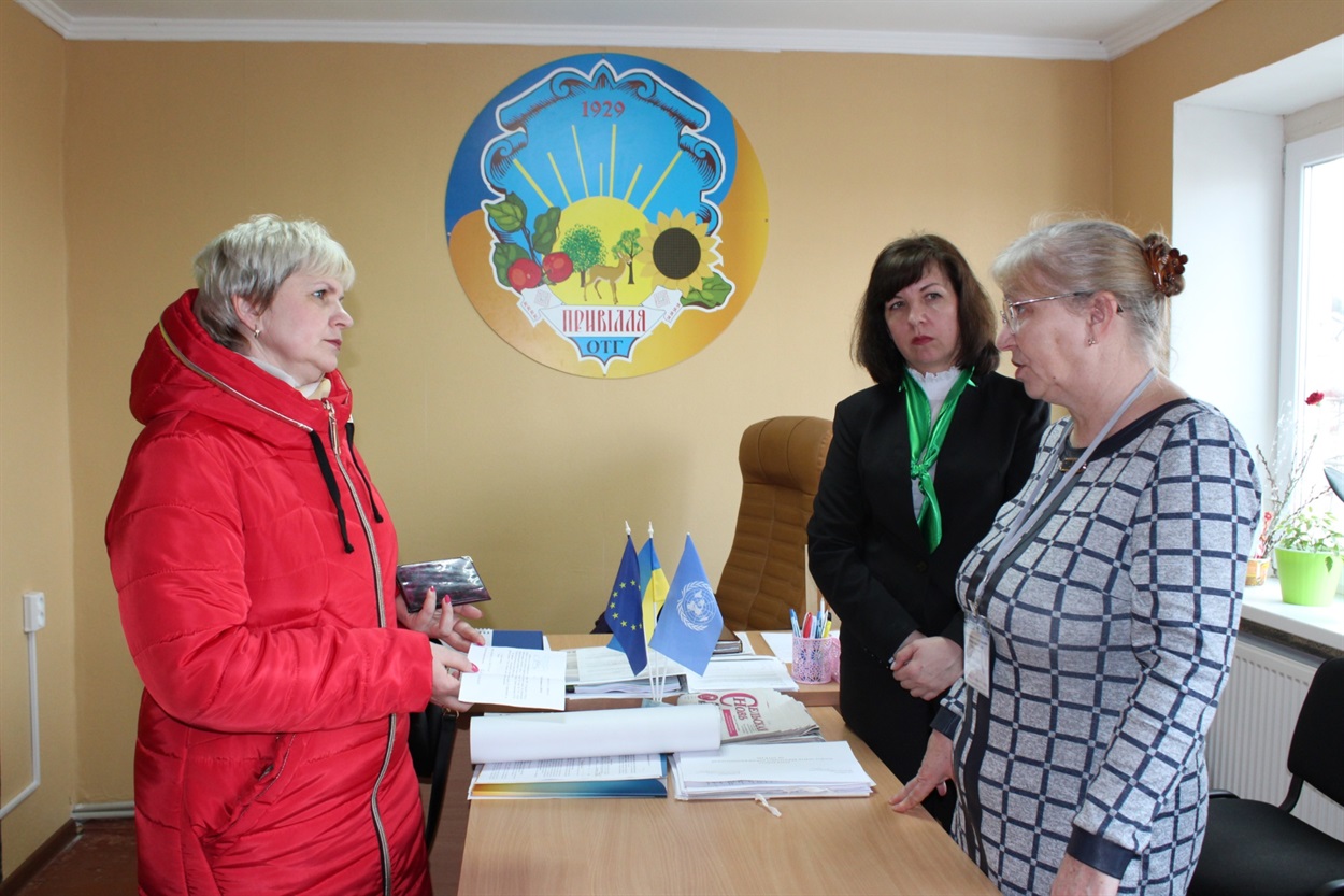 Лариса Муха на прийомі у спеціалістів Пенсійного Фонду