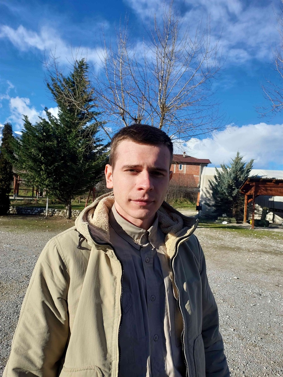 Ілля Мікулич - український студент навчається в Косівській школі мінерів